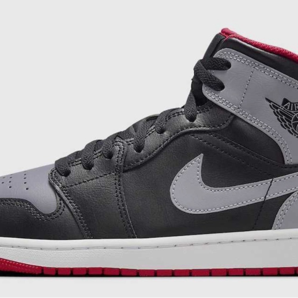 Nike Air Jordan 1 Black Cement Grey DQ 8426-006 men 7 - Picture 4 of 11